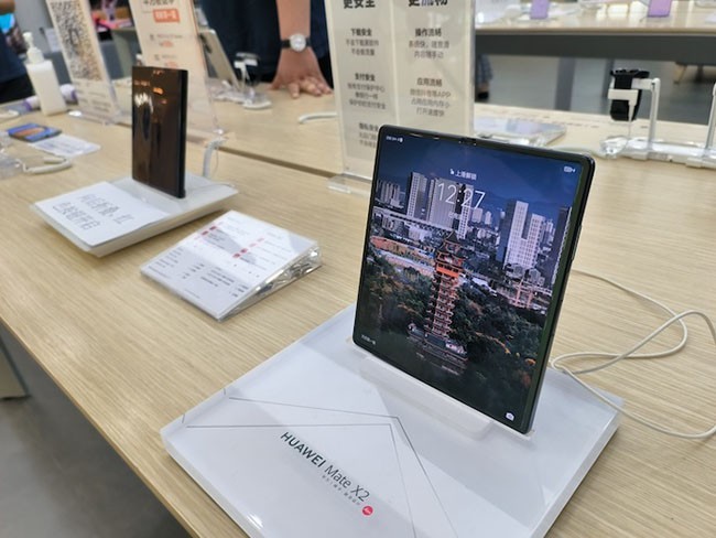 中國企業在中小尺寸OLED面板市場占有率增至22.6%，韓國企業市占率下降到77.4%！