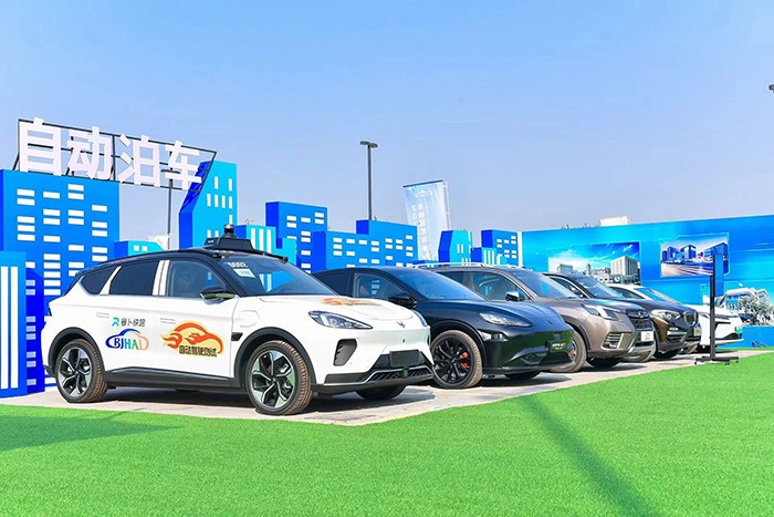 智能網聯汽車時代：硬件為根，軟件為魂，數據為基！